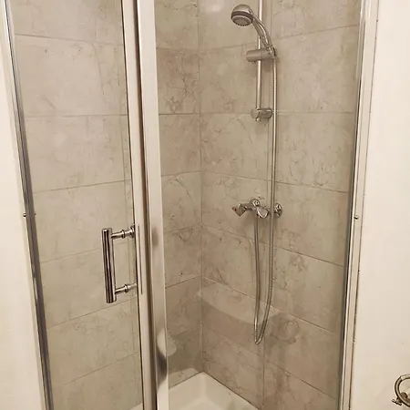 Le Calypso 2* Ιέρ