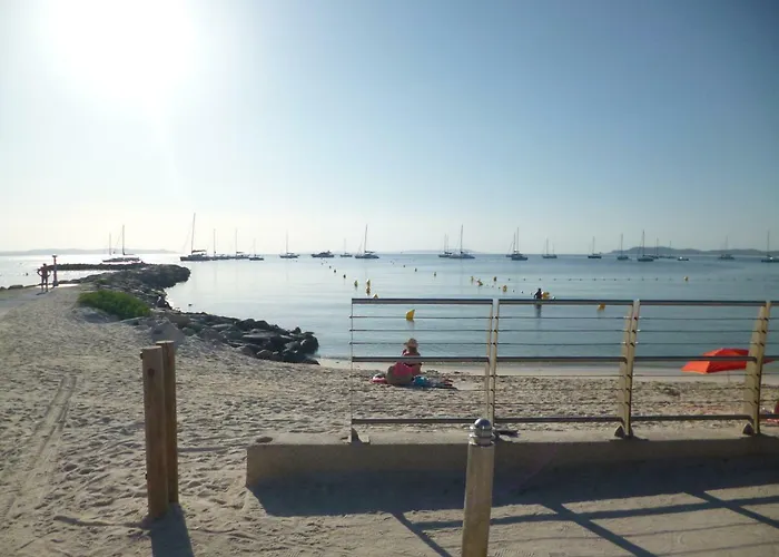 Hotel Le Calypso Hyères